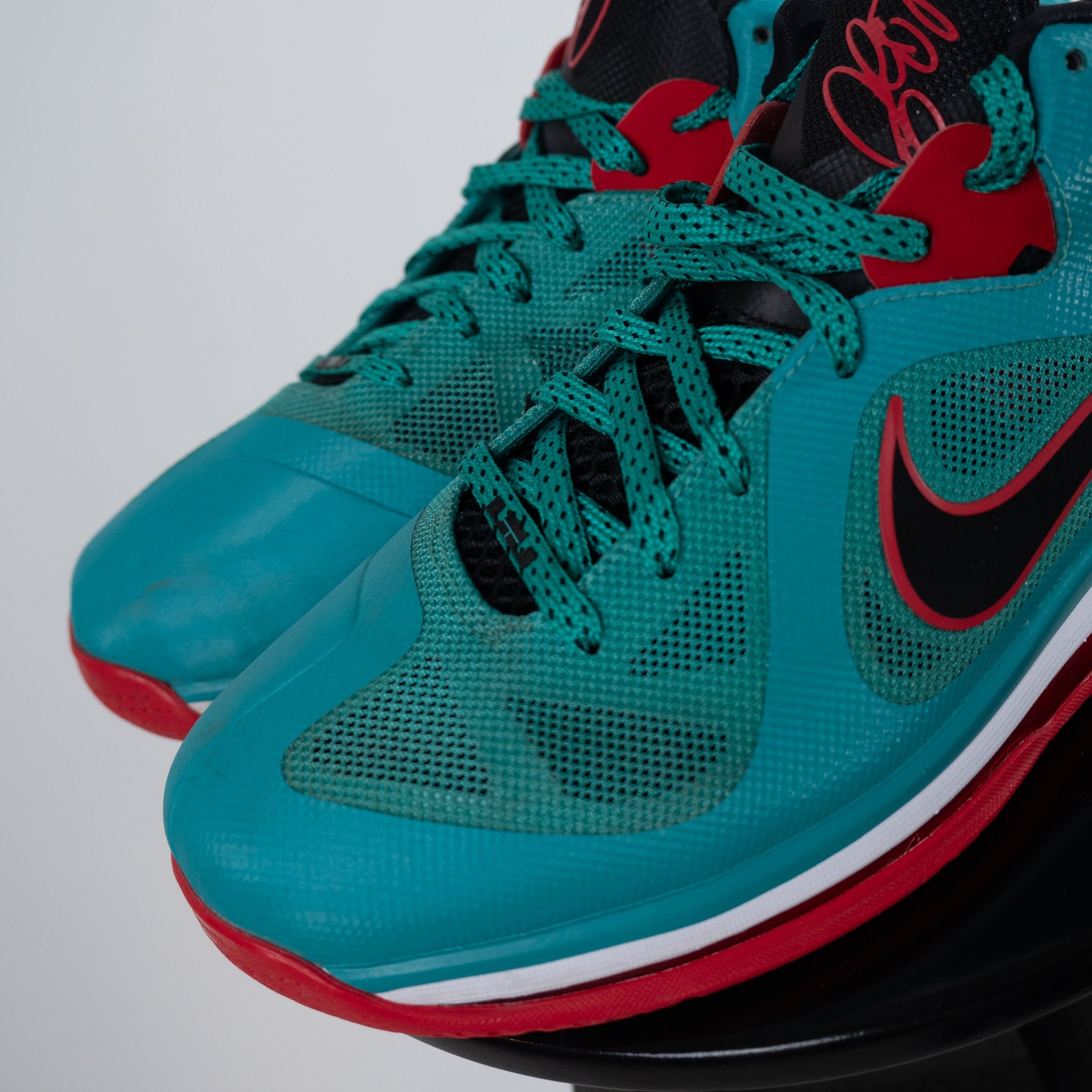 Nike Lebron 9 Low Liverpool - view 2