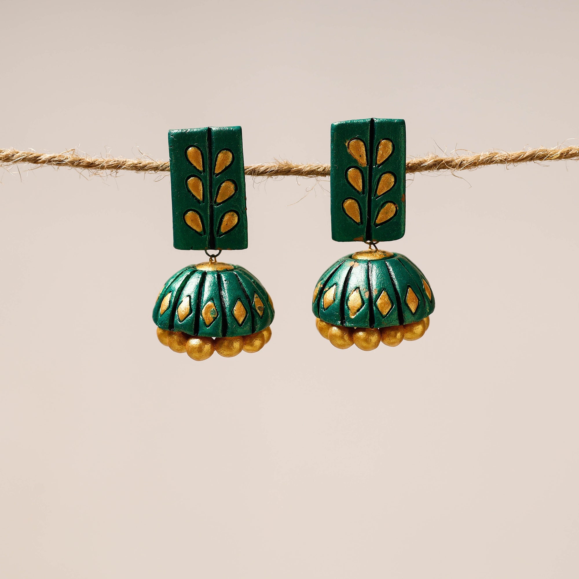 KHUSHBASH - HAPPY LOOM OF EAST Bishnupur Handpainted Terracotta Jhumki Earrings 07