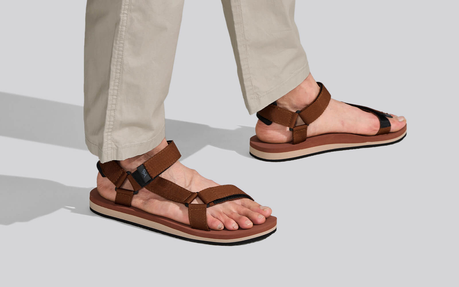 Neeman's Airy Strap Sandals : Brown-Black - view 7