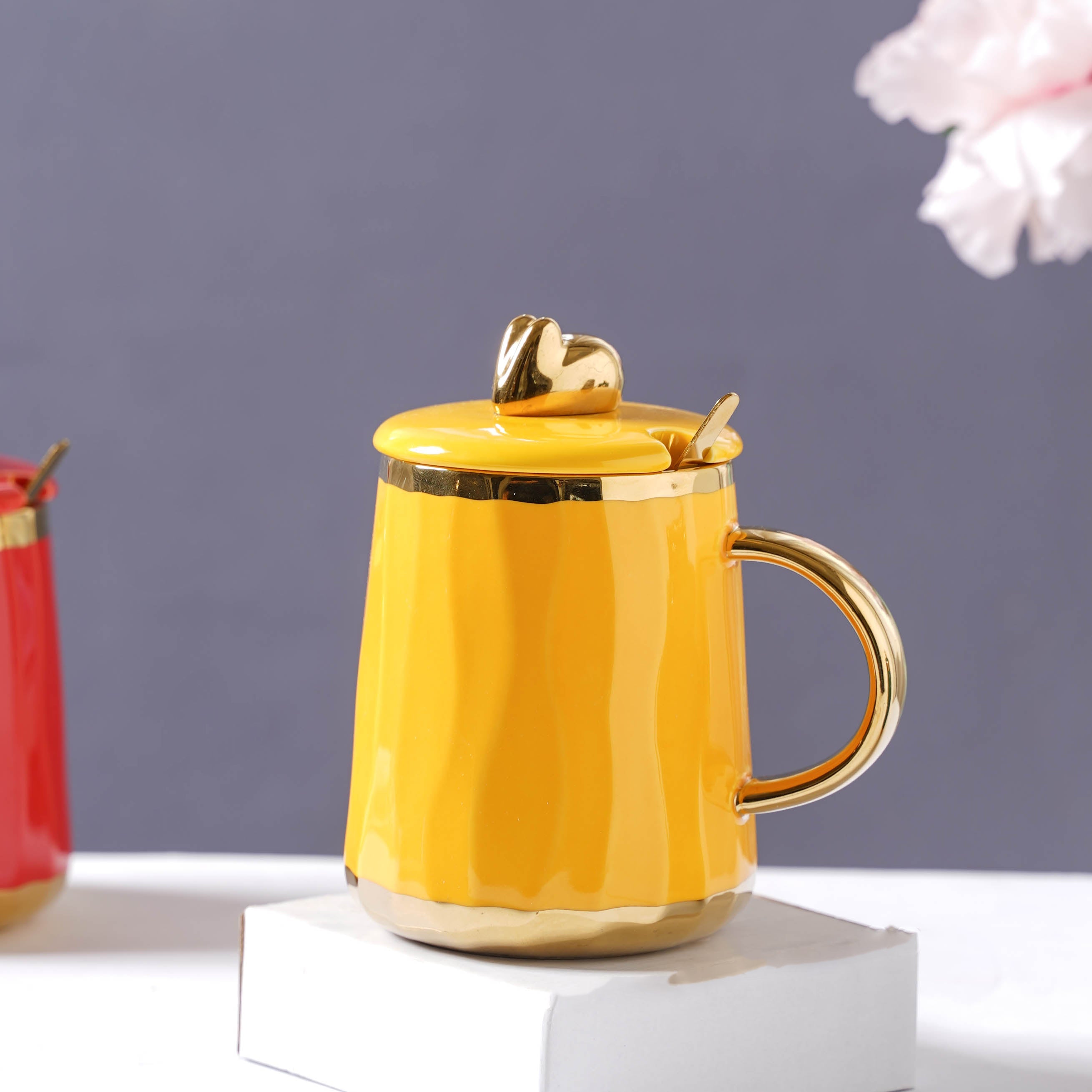 Nestasia Mug With Gold Detail
