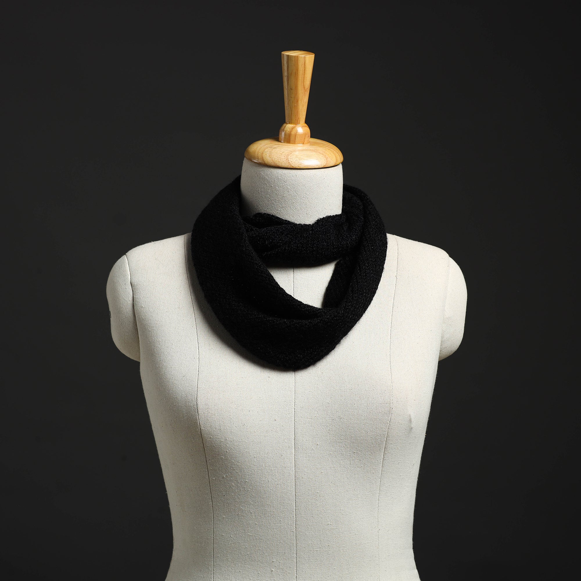 KILMORA Black - Kumaun Hand Knitted Woolen Neck Warmer 25