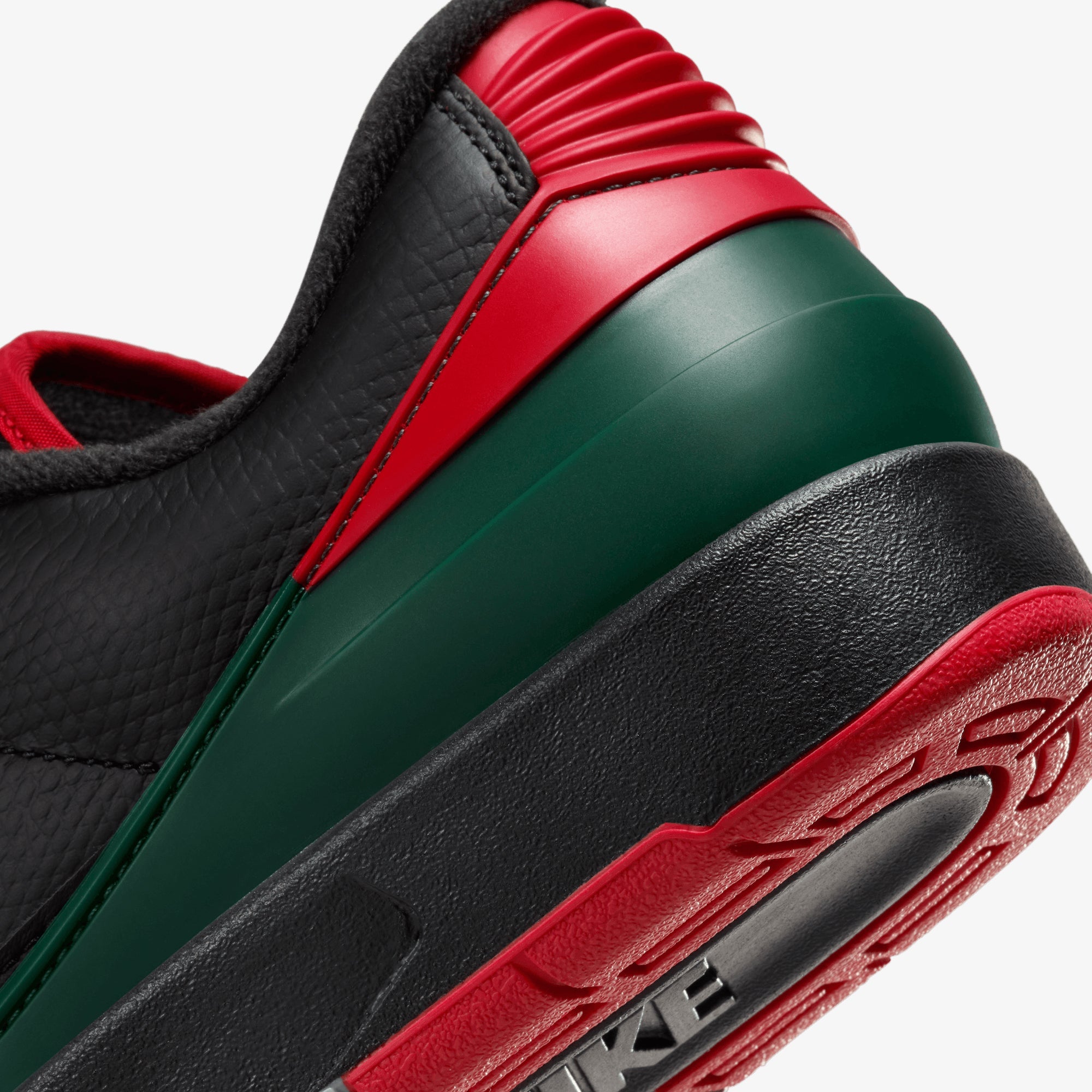 Jordan | AIR JORDAN 2 RETRO 'LOW 'BLACK/FIRE RED-FIR-CEMENT GREY' - view 4