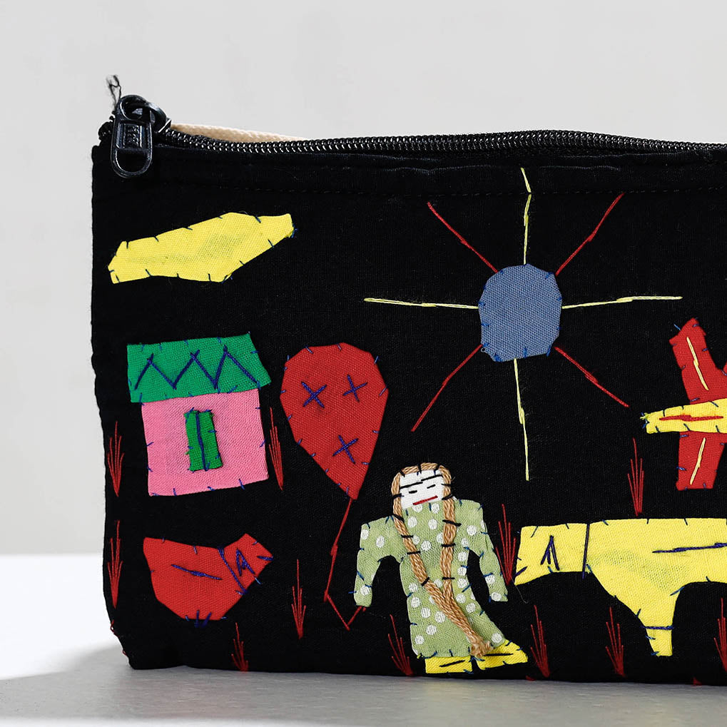 ASHOKA ASSEMBLE - CELEBRATING CRAFTS OF ODISHA Black - Pipli Applique Work Cotton Cosmetic Pouch - view 2