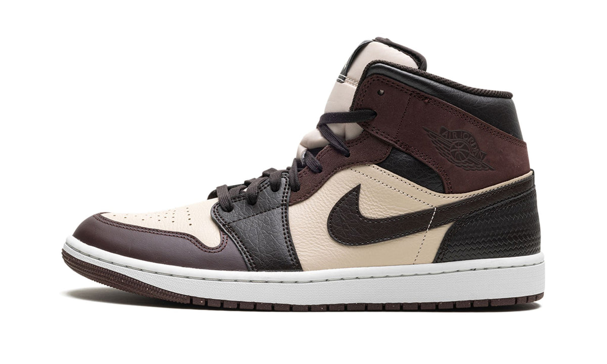 Air Jordan 1 Mid Se Paris Ymca - view 4