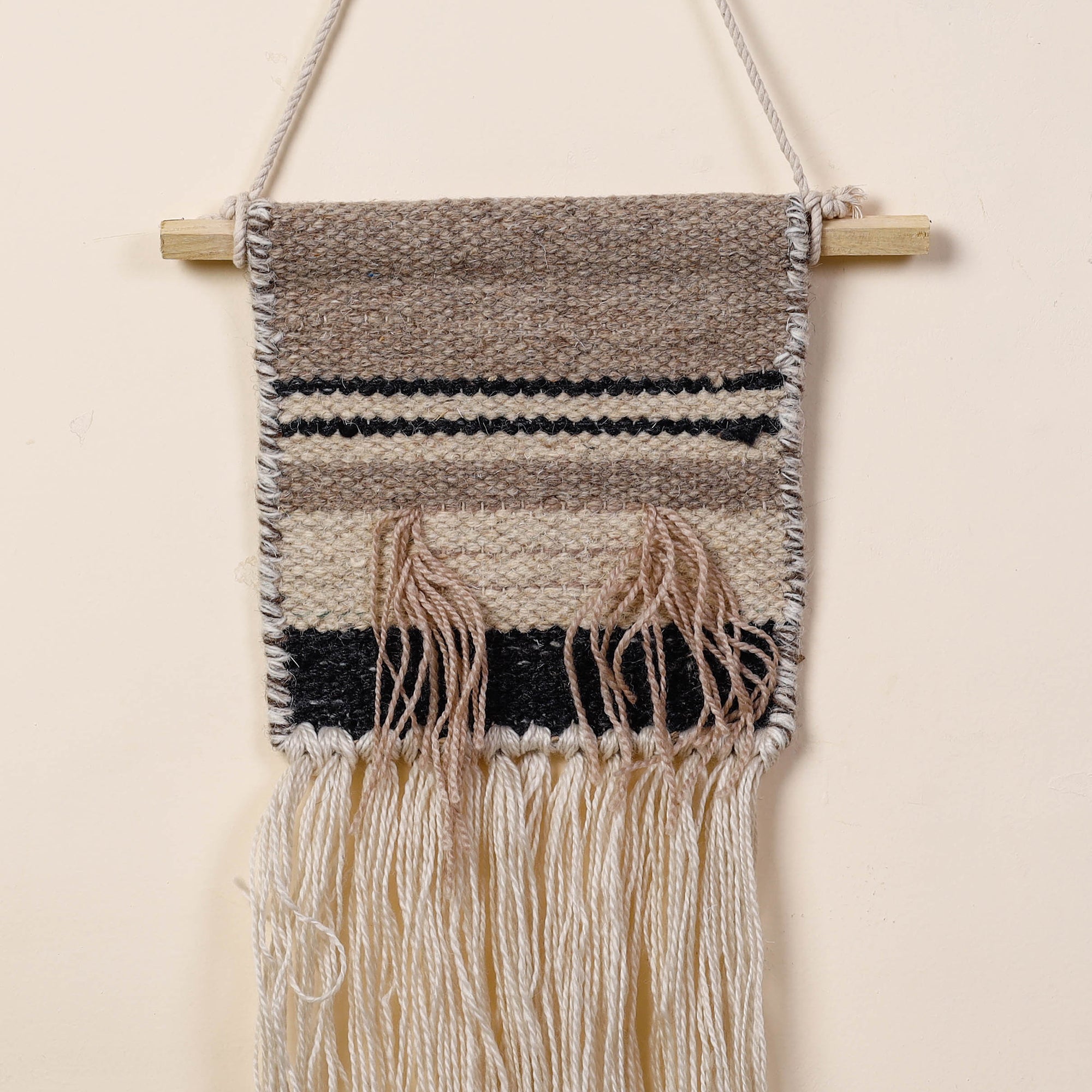 ITOKRI CRAFTS INITIATIVE Bhadohi Handwoven Wool Geometric Fringed Wall Hanging - view 2