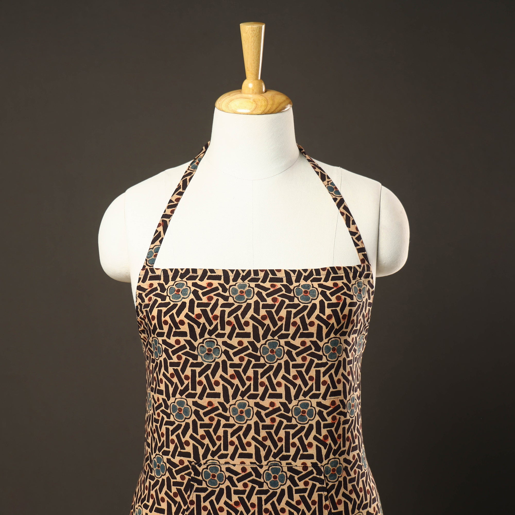 ITOKRI CRAFTS INITIATIVE Ajrakh Block Printed Cotton Apron with Pocket 20 - view 2