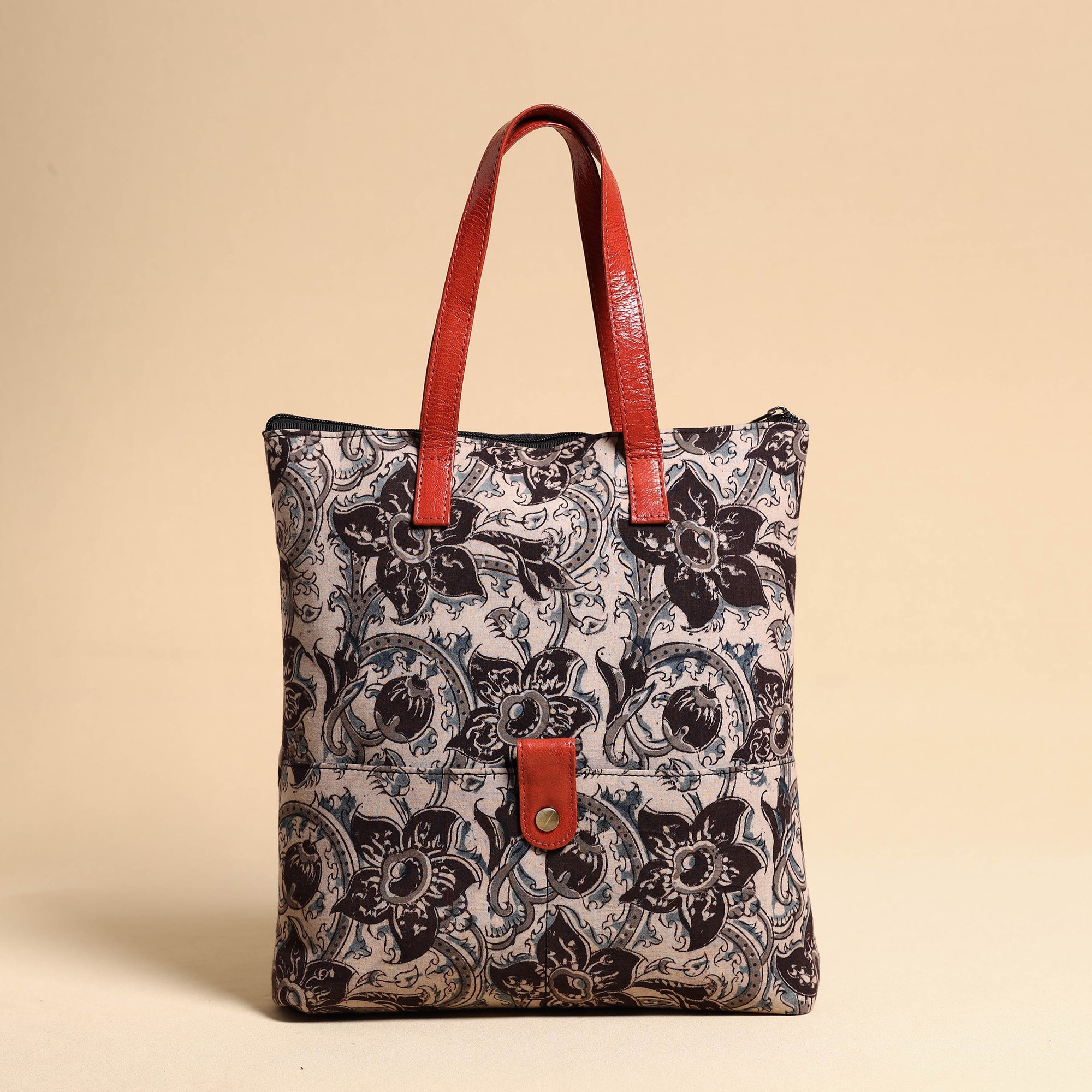 ASALKAAR Black - Handcrafted Kalamkari Block Printed Hand Bag with Leather Handle