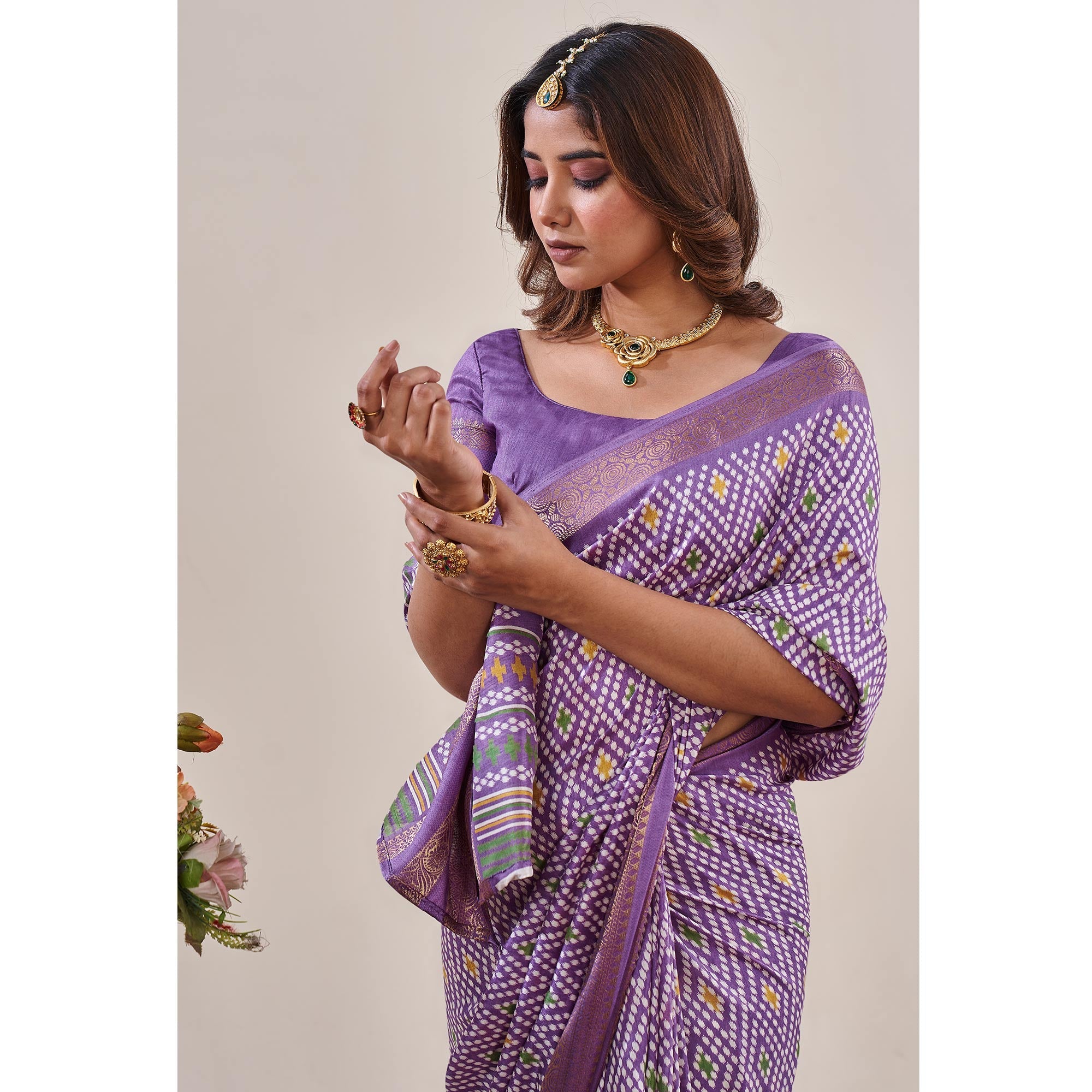 Peachmode Lavender Ikkat Printed With Jacquard Border Cotton Silk Saree - view 5