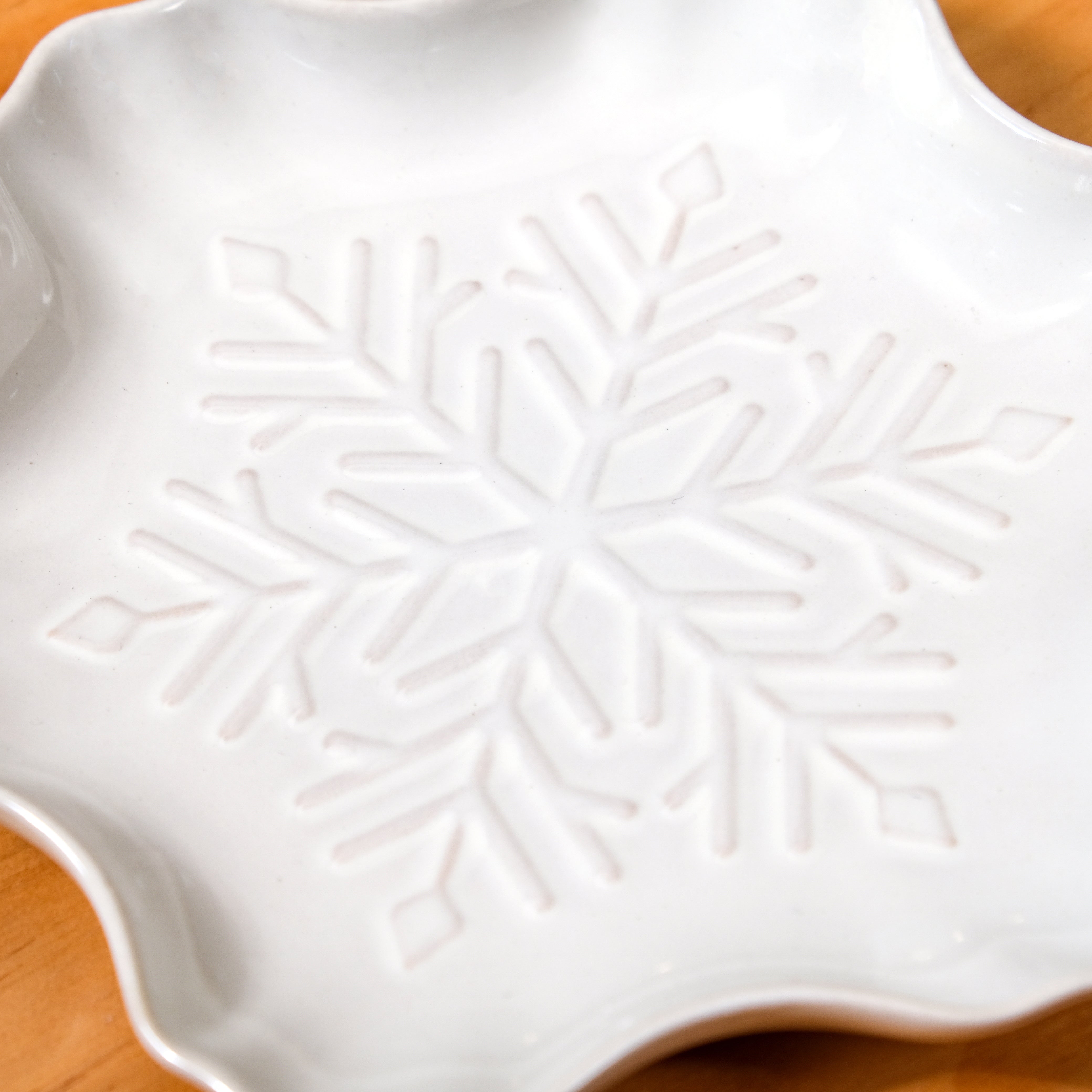 Nestasia Set Of 3 Snowflake Ceramic Snack Plates - view 9