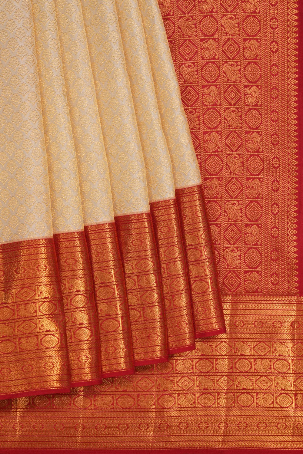 Kalanjali Kanchipattu An Ethereal Pearl Off-White Saree