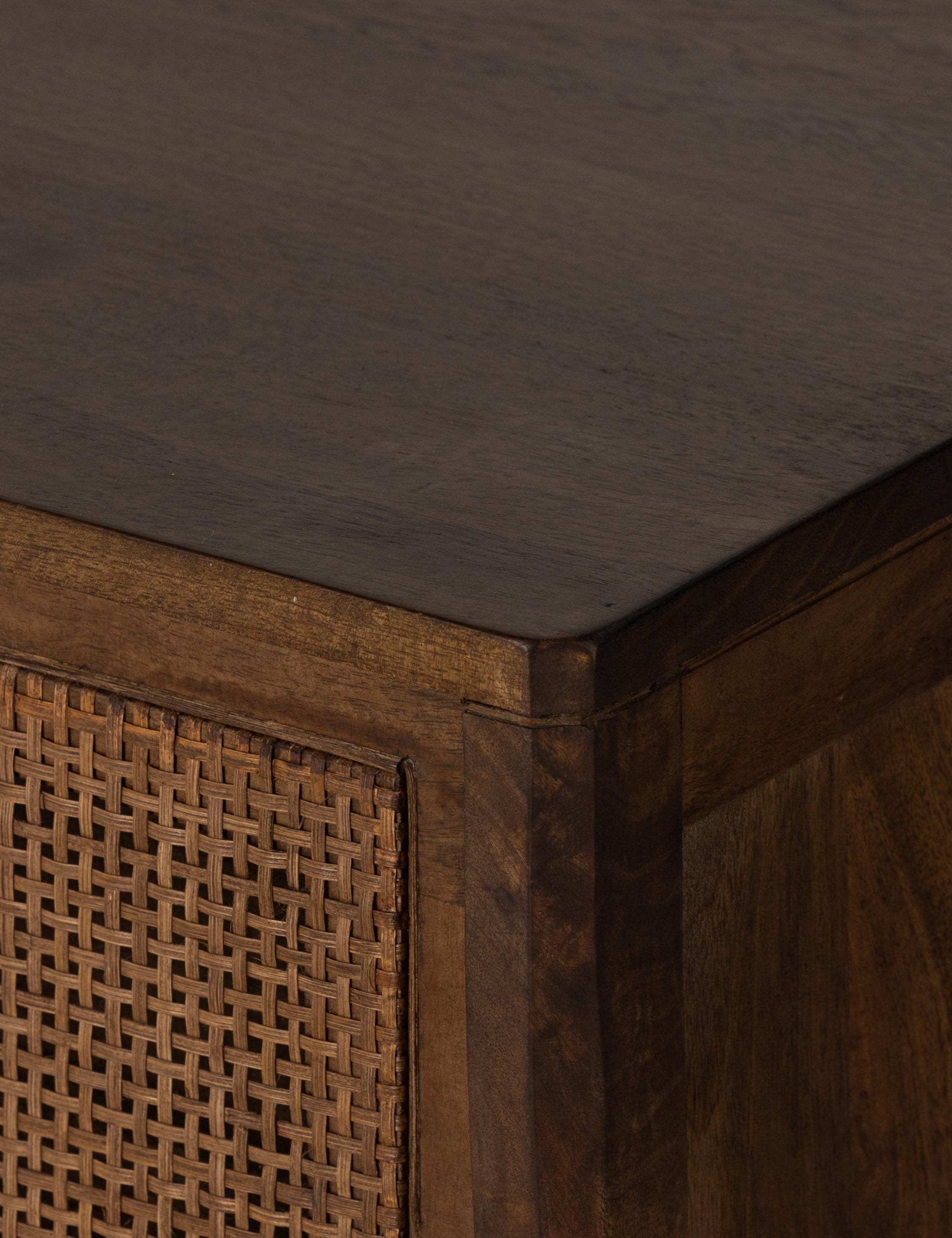 Lulu and Georgia Hannah 6-Drawer Dresser - view 10