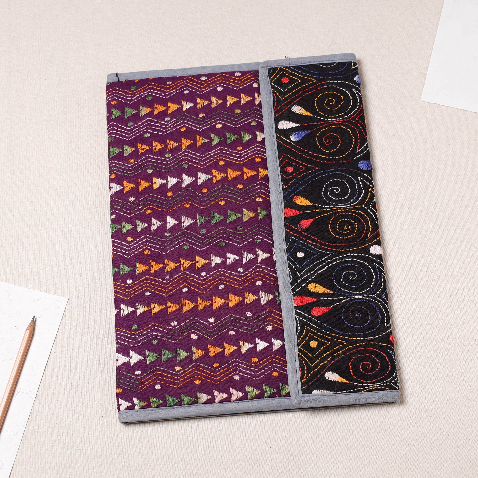 ASALKAAR Bengal Kantha Work Handcrafted File Folder