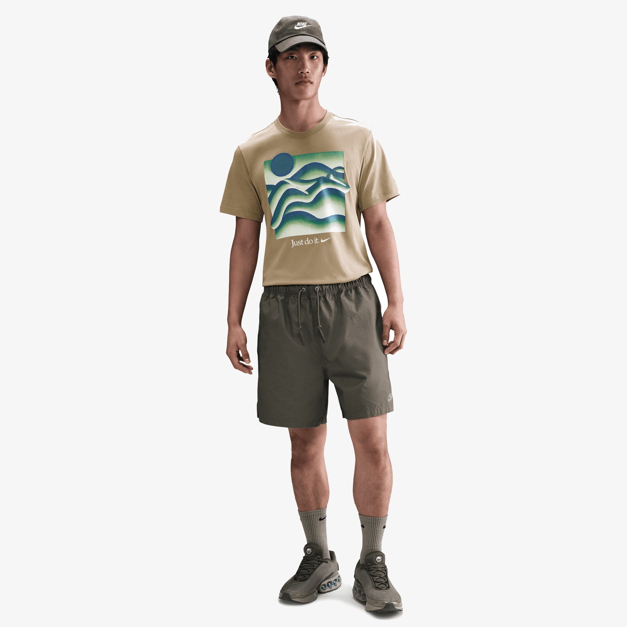 Nike | Sportswear T-shirt { Parachute Beige - view 4