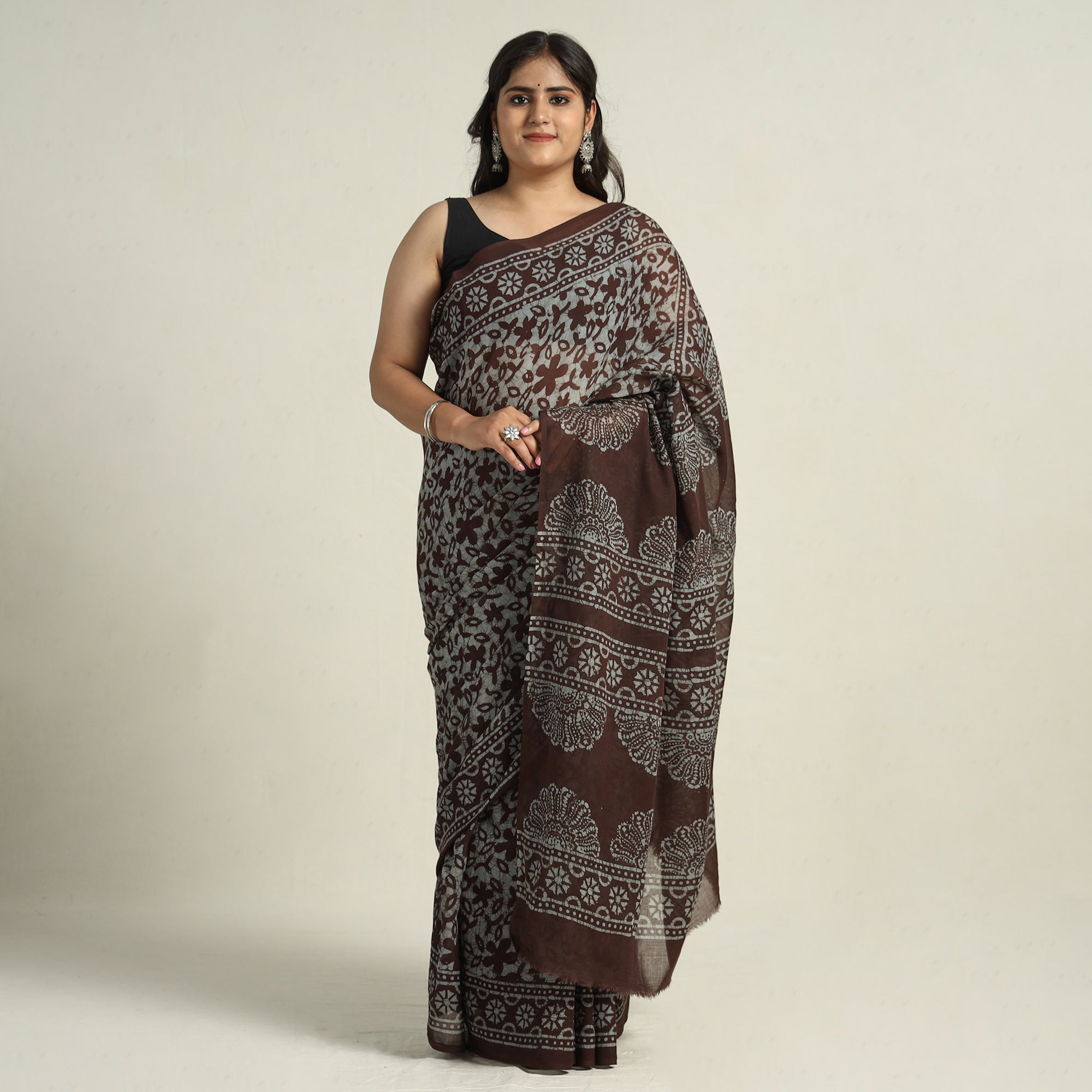 KACHCHH JI CHHAAP Brown - Mul Cotton Hand Batik Print Saree