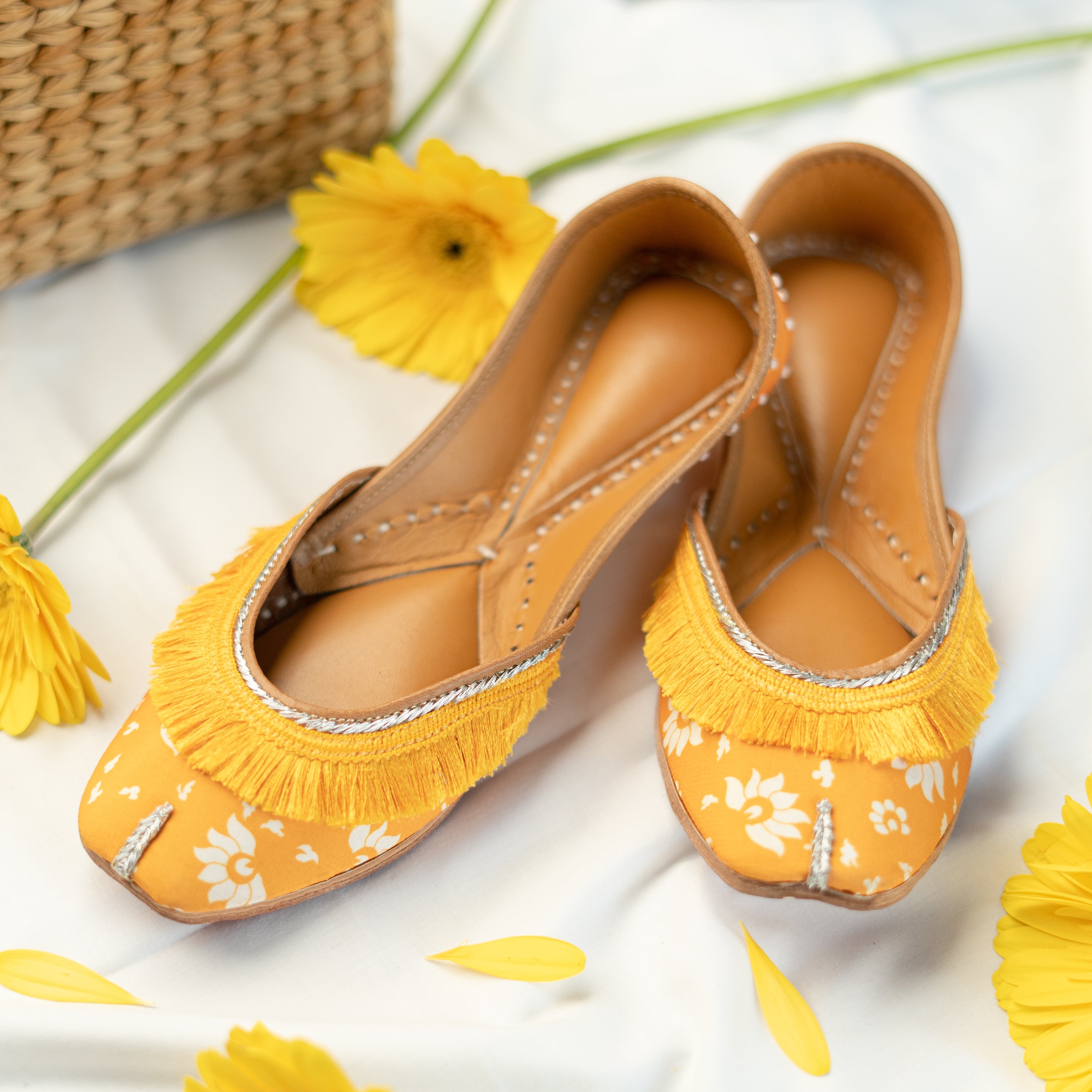 BlackTree Yellow French Laced Printed Jutti - view 2