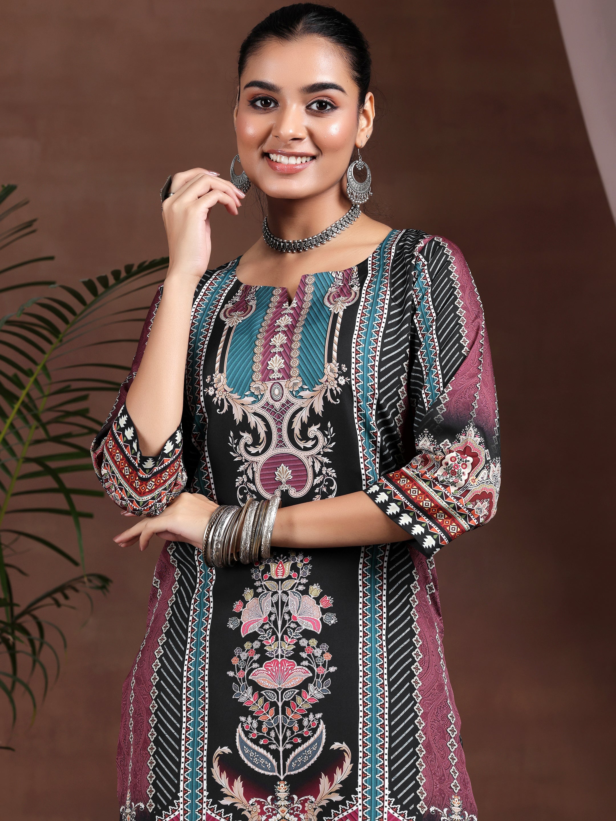 Libas Black Printed Poly Crepe Straight Suit With Dupatta - view 2