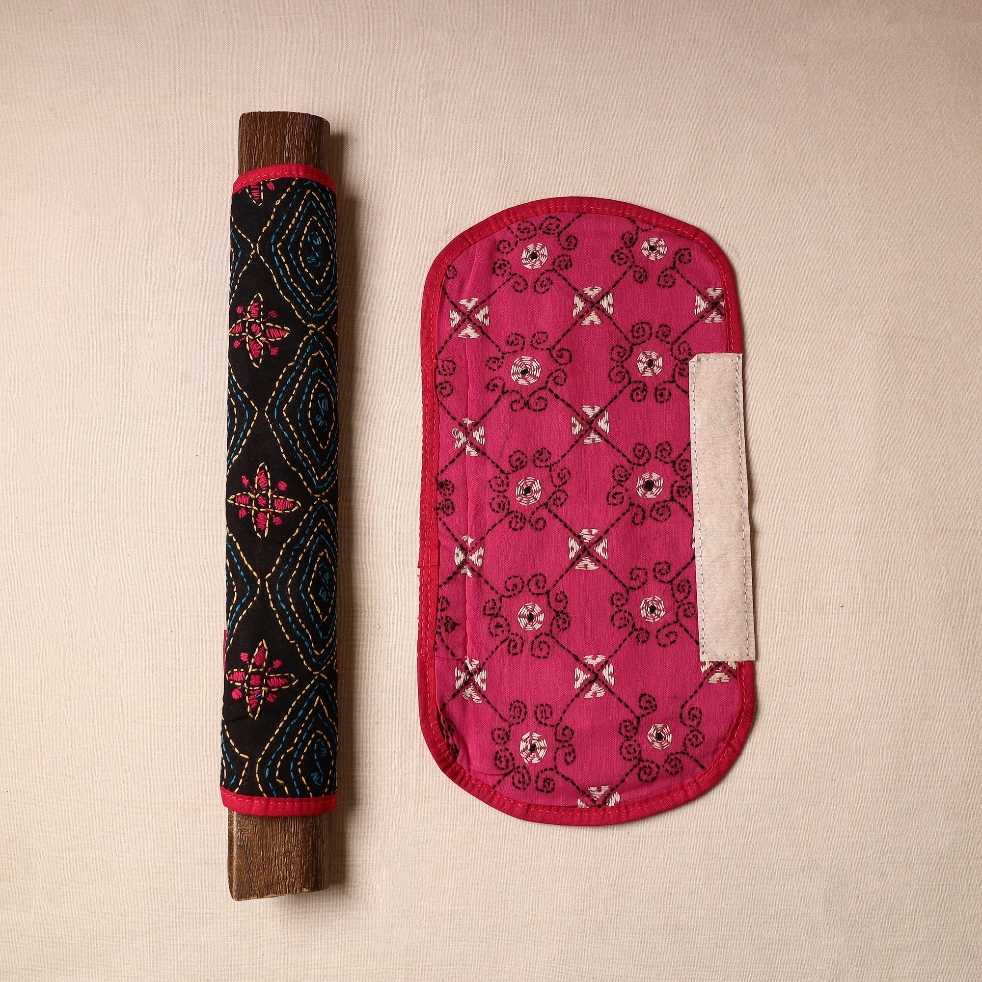 ASALKAAR Black - Bengal Kantha Work Handmade Fridge Handle Cover (Set of 2) 47 - view 2