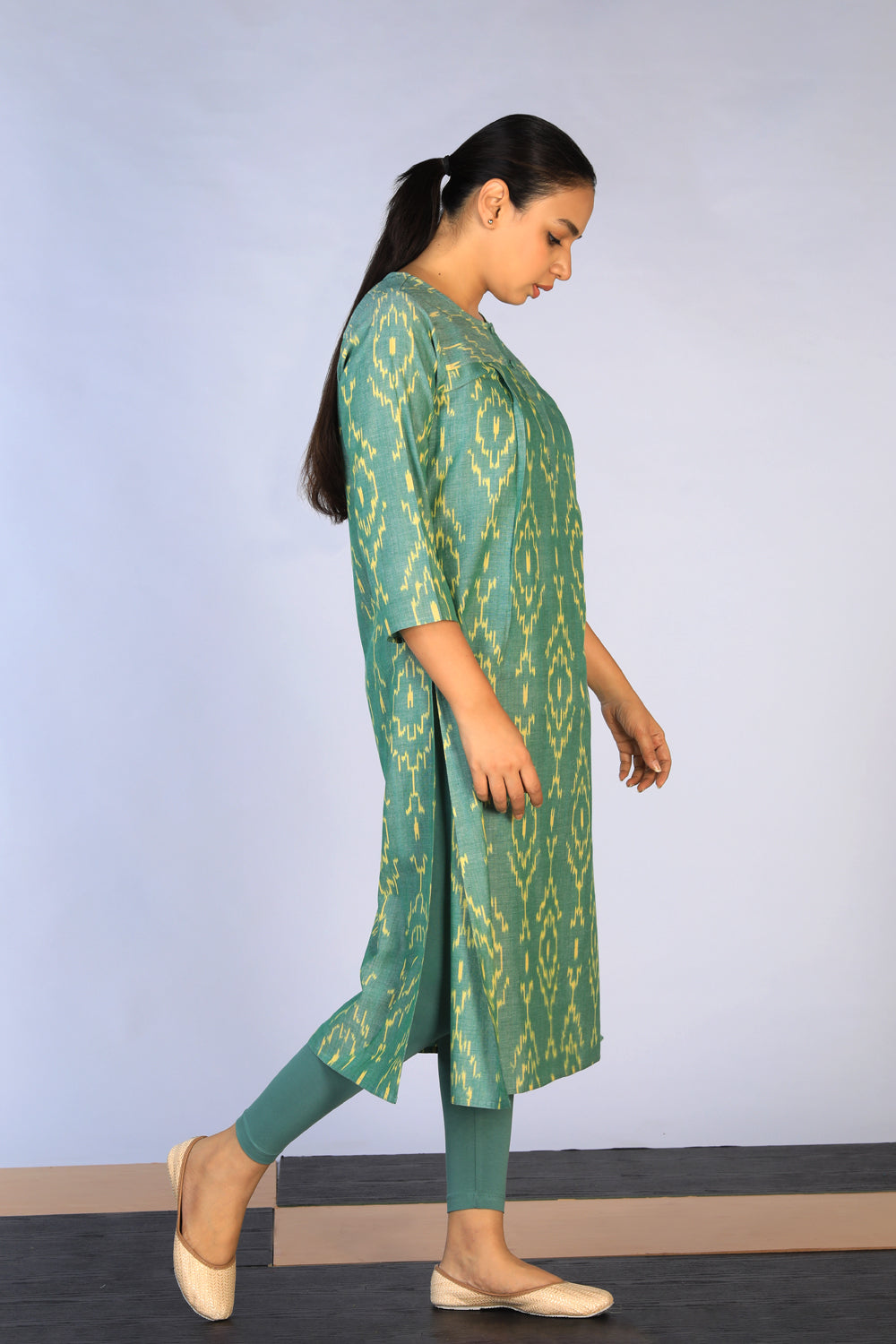 Kalanjali Ethnics Handwoven cotton Pochampally Ikat kurti - view 5