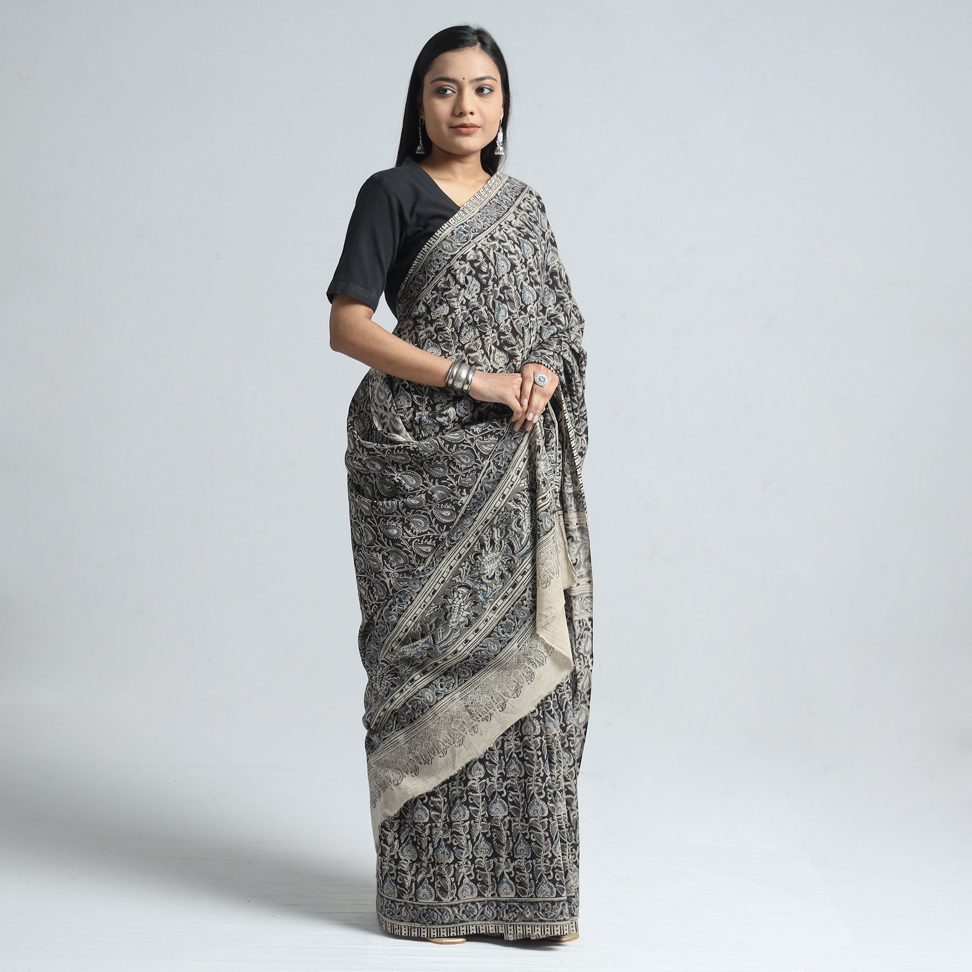 VENKATA BHANU KALAMKARI PEDANA Black - Pedana Block Print Cotton Kalamkari Saree