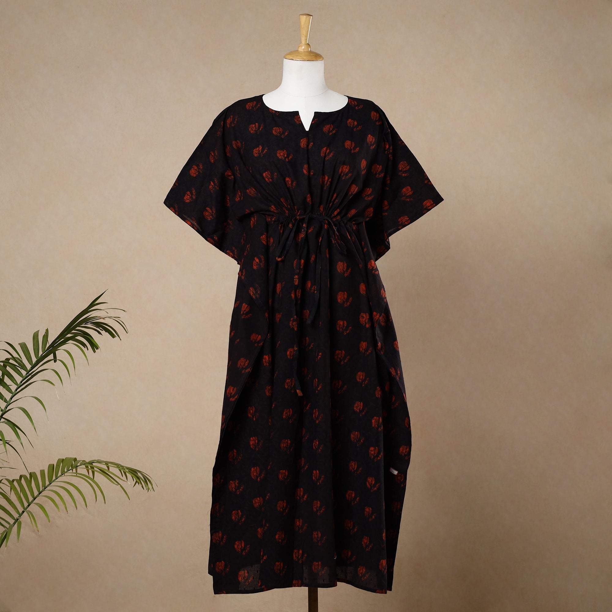 CHUTNEY CRAFT STUDIO Black - Hand Block Printed Cotton Kaftan with Tie-Up Waist (Long)