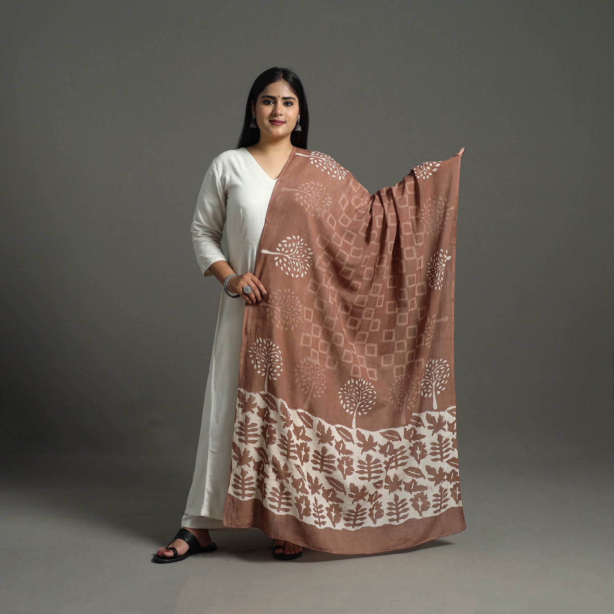 BAGRU DABU PRINTS Brown - Block Print Mul Cotton Dabu Bagru Dupatta 04