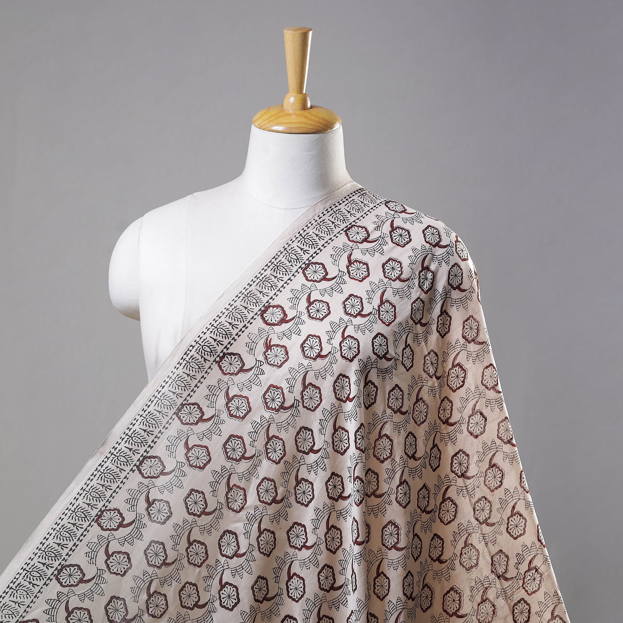 BAGH PRINTS BY MOHAMMED RAFIK KHATRI Beige - Bagh Print Handloom Chanderi Silk Fabric 01