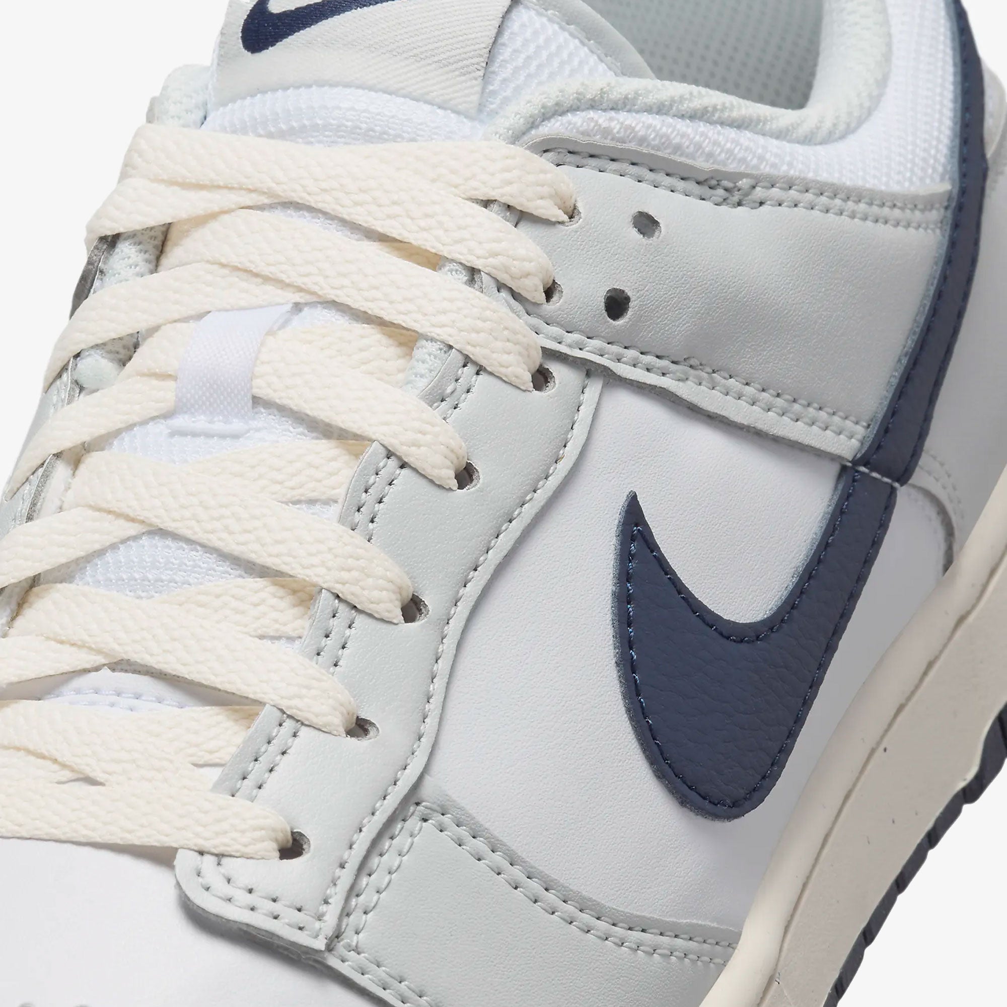 Nike | DUNK LOW { PHOTON DUST/OBSIDIAN-WHITE-PHANTOM - view 4