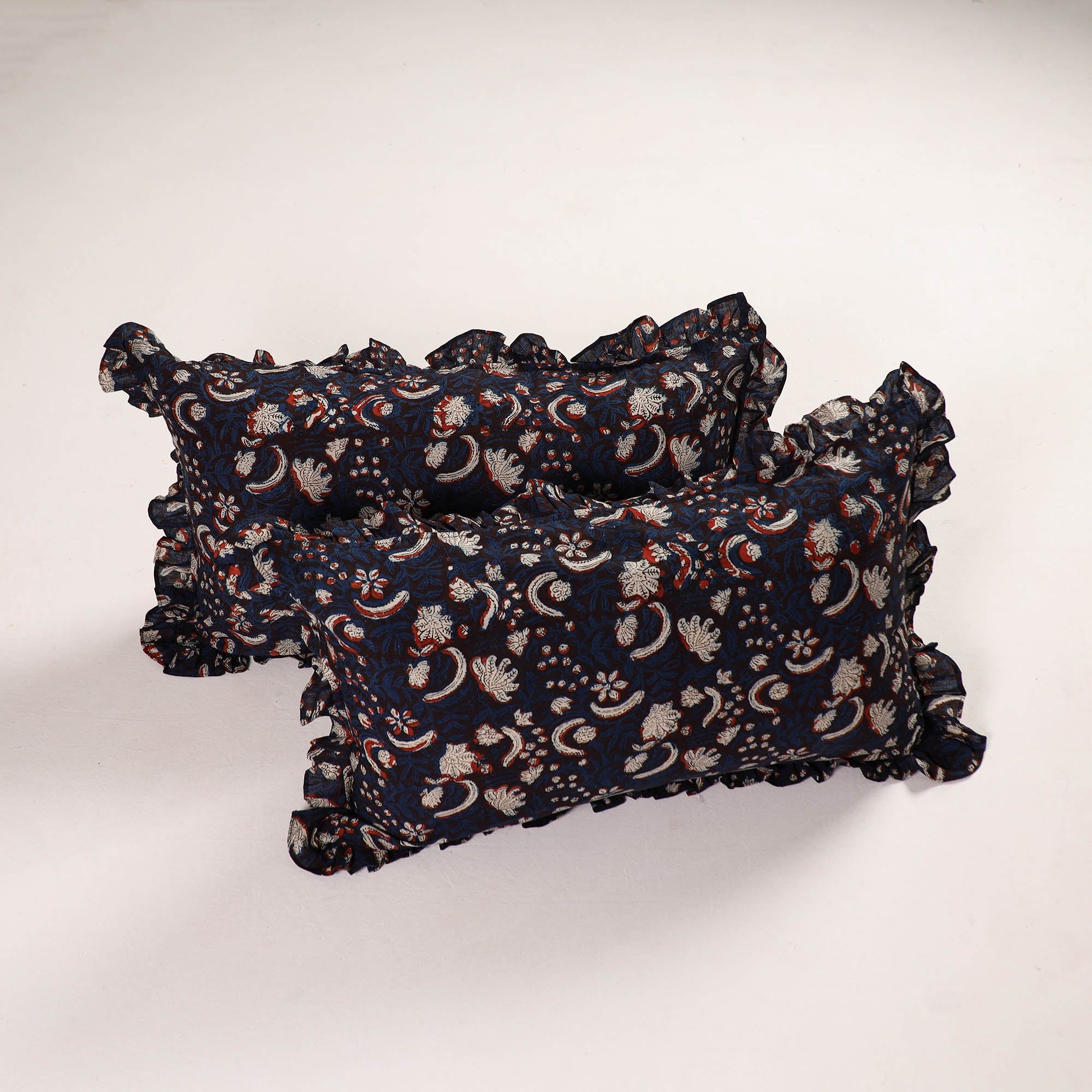 NOORI BAZAR Set of 2 Bagru Block Print Cotton Frill Pillow Covers 08